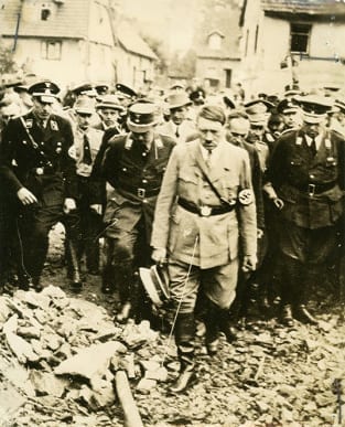 Picture of Hilter inspecting Allied bombing damage
